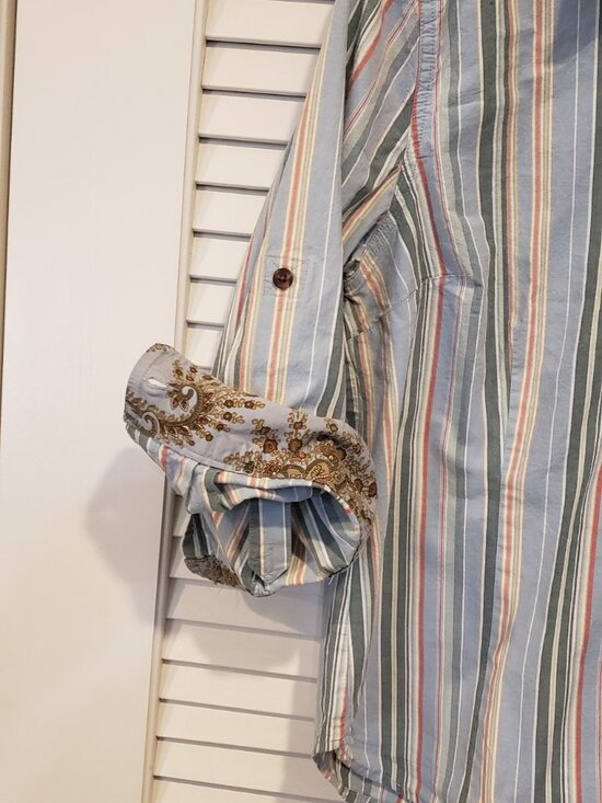 Women's Van Heusen striped dress shirt - Picture 5 of 7